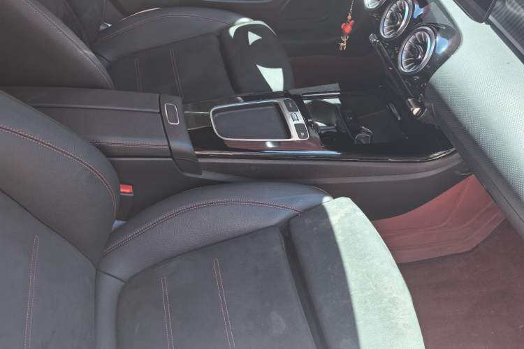 Used Mercedes-Benz A-Class 2024 Updated A 200 L Fashion Version Right Front Seat