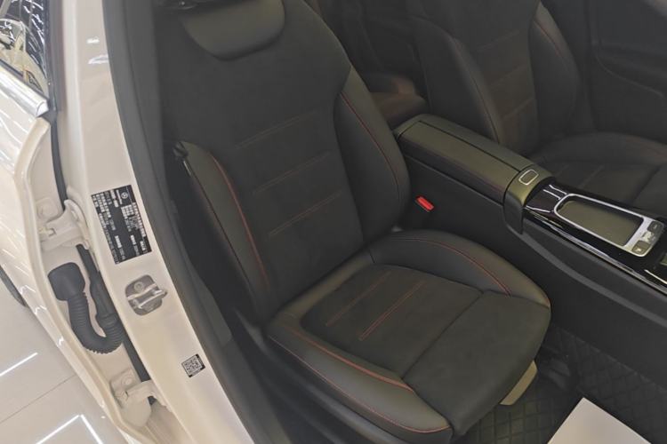 Used Mercedes-Benz A-Class 2024 Updated A 200 L Fashion Version Right Front Seat