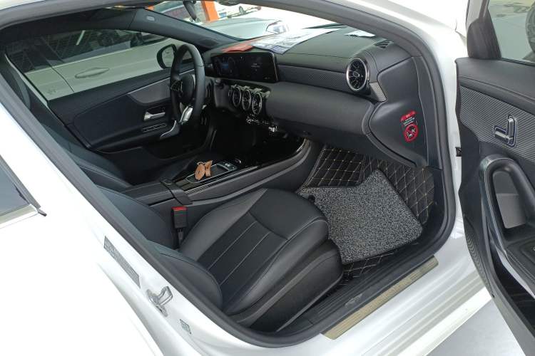 Used Mercedes-Benz A-Class 2024 A 180 L Right Front Seat