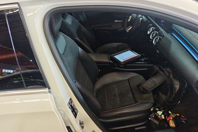 Used Mercedes-Benz A-Class 2024 Updated A 200 L Fashion Version Right Front Seat