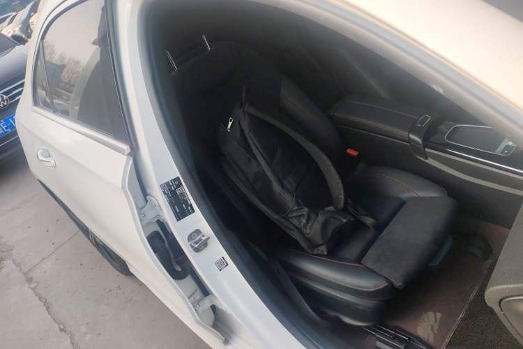 Used Mercedes-Benz A-Class 2024 Updated A 200 L Fashion Version Right Front Seat