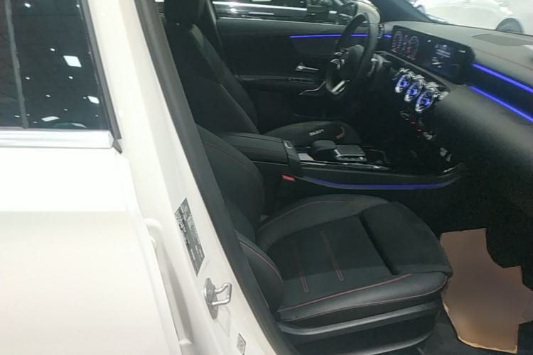 Used Mercedes-Benz A-Class 2024 A 200 L Fashion Model Right Front Seat