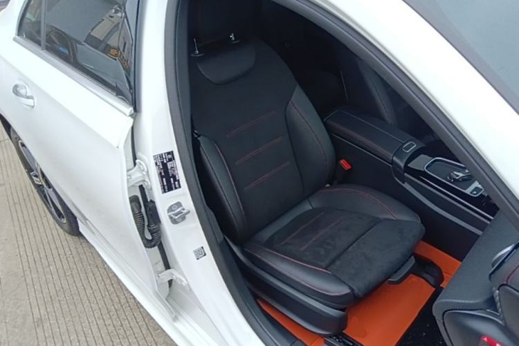 Used Mercedes-Benz A-Class 2024 Updated A 200 L Fashion Version Right Front Seat
