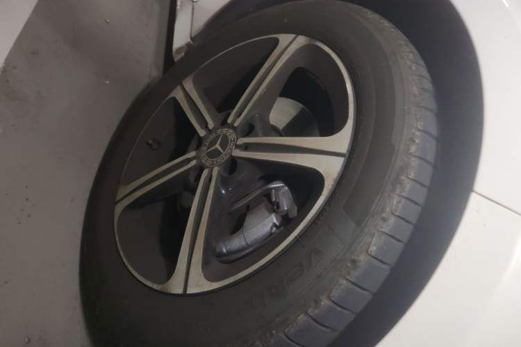 Used Mercedes-Benz A-Class 2024 A 200 L Fashion Model Right Front Wheel Hub