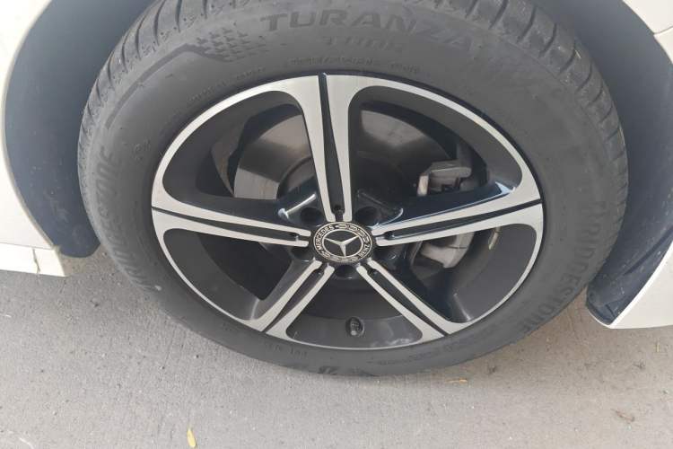 Used Mercedes-Benz A-Class 2024 A 200 L Fashion Model Right Front Wheel Hub