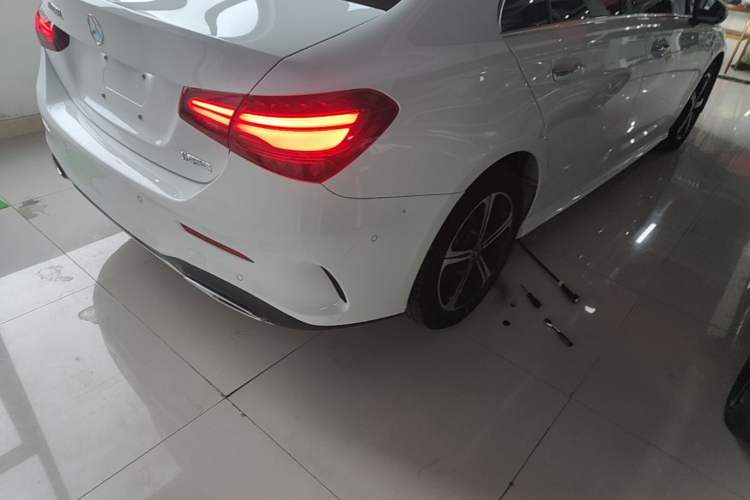 Used Mercedes-Benz A-Class 2024 Updated A 200 L Fashion Version Right Rear Taillight
