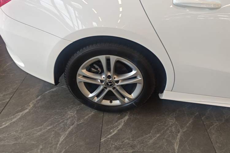 Used Mercedes-Benz A-Class 2024 Updated A 180 L Right Rear Wheel Hub