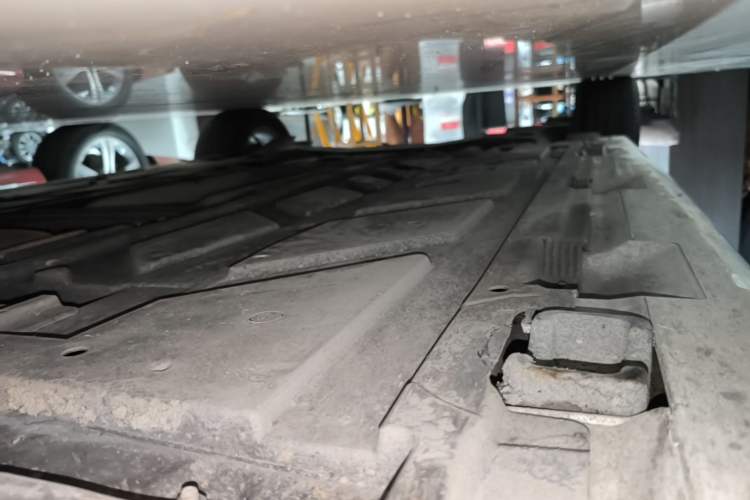 Used Mercedes-Benz A-Class 2024 Updated A 180 L Right Side Sill