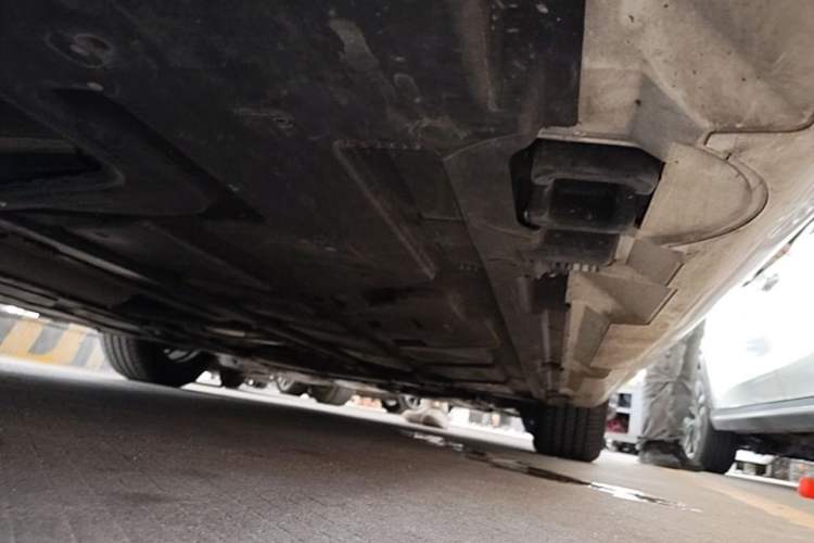 Used Mercedes-Benz A-Class 2024 Updated A 200 L Fashion Version Right Side Sill