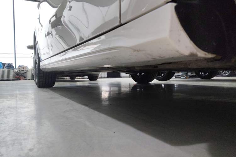 Used Mercedes-Benz A-Class 2024 Updated A 200 L Fashion Version Right Side Sill
