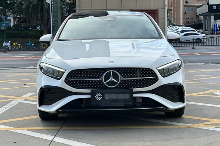 Used Mercedes-Benz A-Class 2024 Updated A 200 L Fashion Version Roof
