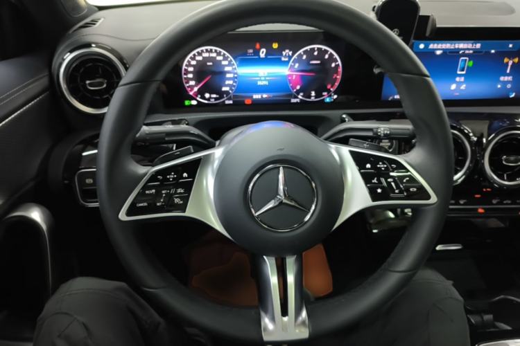 Used Mercedes-Benz A-Class 2024 Updated A 180 L Steering Wheel
