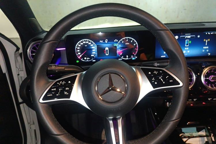 Used Mercedes-Benz A-Class 2024 Updated A 180 L Steering Wheel