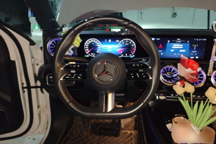 Used Mercedes-Benz A-Class 2024 A 200 L Fashion Model Steering Wheel