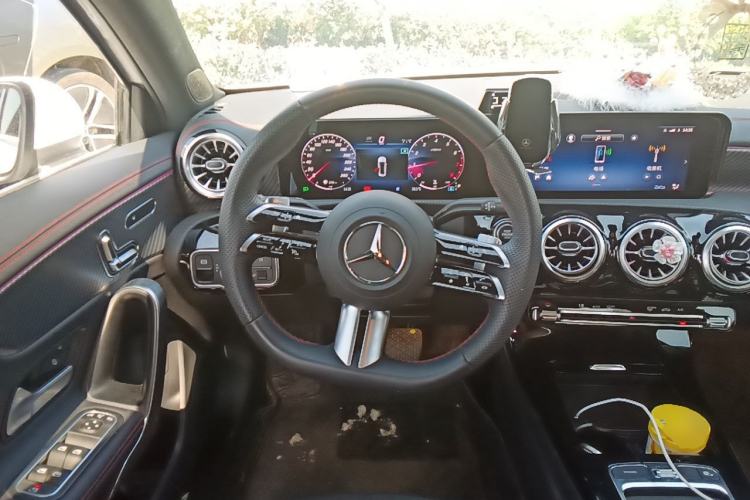Used Mercedes-Benz A-Class 2024 Updated A 200 L Fashion Version Steering Wheel