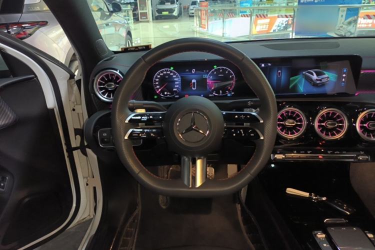 Used Mercedes-Benz A-Class 2024 A 200 L Fashion Model Steering Wheel