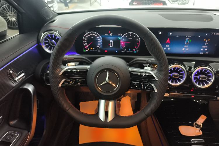 Used Mercedes-Benz A-Class 2024 A 200 L Fashion Model Steering Wheel