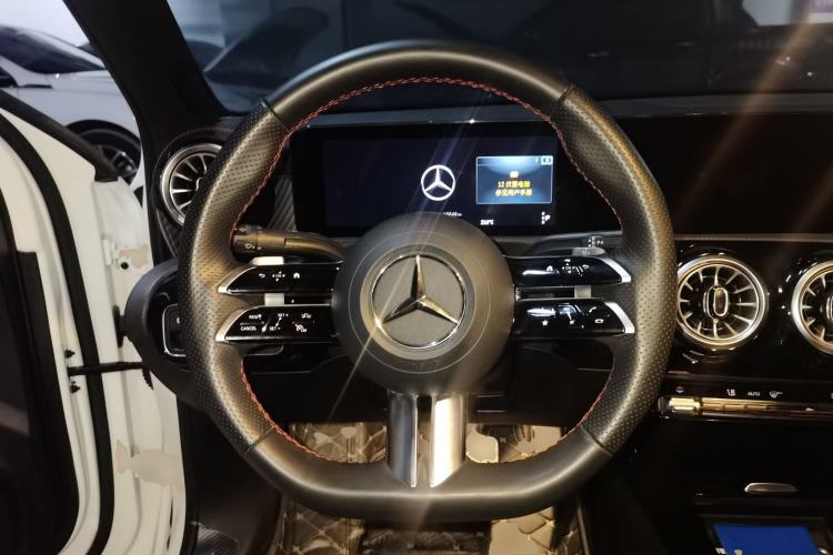 Used Mercedes-Benz A-Class 2024 A 200 L Fashion Model Steering Wheel