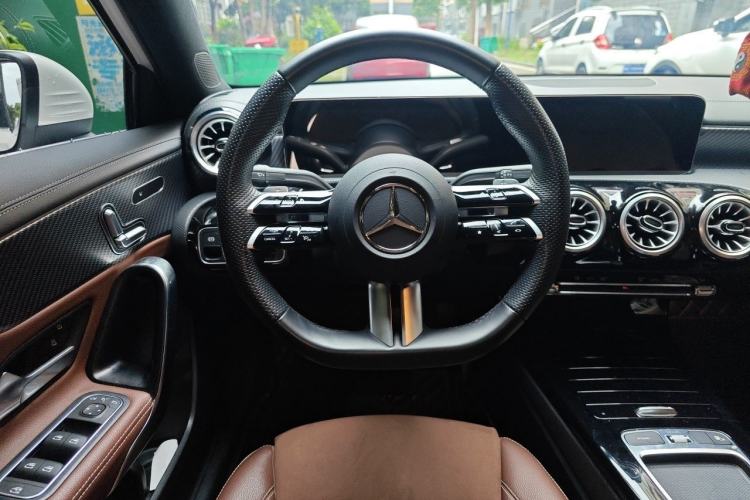 Used Mercedes-Benz A-Class 2024 Updated A 200 L Fashion Version Steering Wheel
