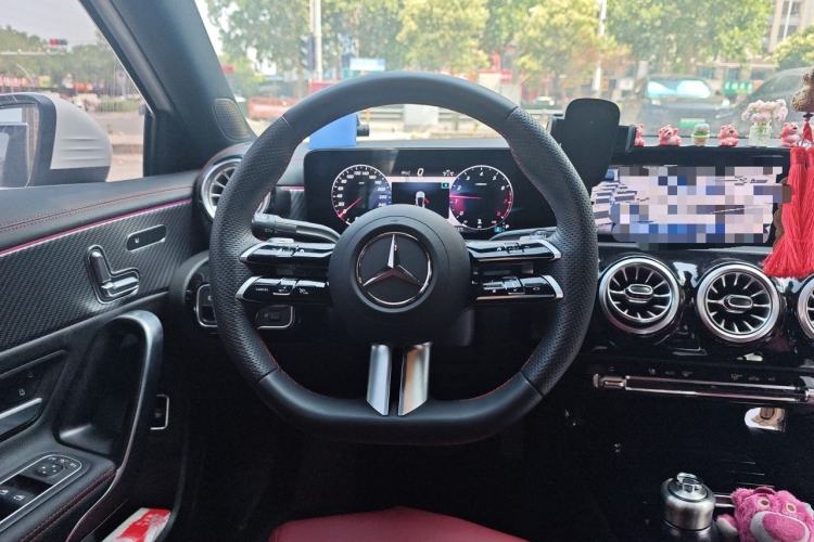 Used Mercedes-Benz A-Class 2024 Updated A 200 L Fashion Version Steering Wheel