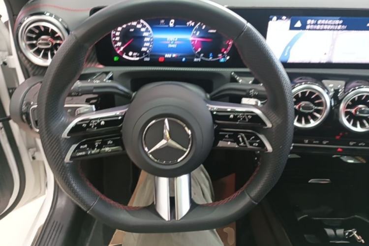 Used Mercedes-Benz A-Class 2024 A 200 L Fashion Model Steering Wheel