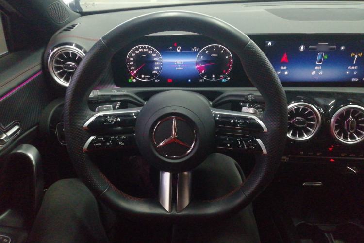 Used Mercedes-Benz A-Class 2024 A 200 L Fashion Model Steering Wheel