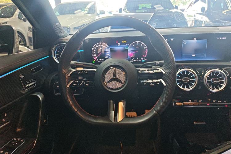 Used Mercedes-Benz A-Class 2024 Updated A 200 L Fashion Version Steering Wheel