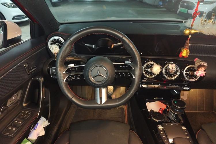 Used Mercedes-Benz A-Class 2024 A 200 L Fashion Model Steering Wheel
