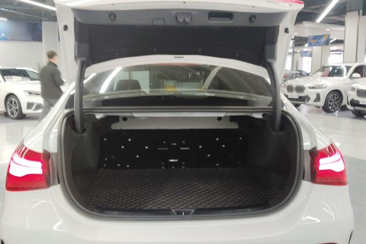 Used Mercedes-Benz A-Class 2024 Updated A 200 L Fashion Version Trunk