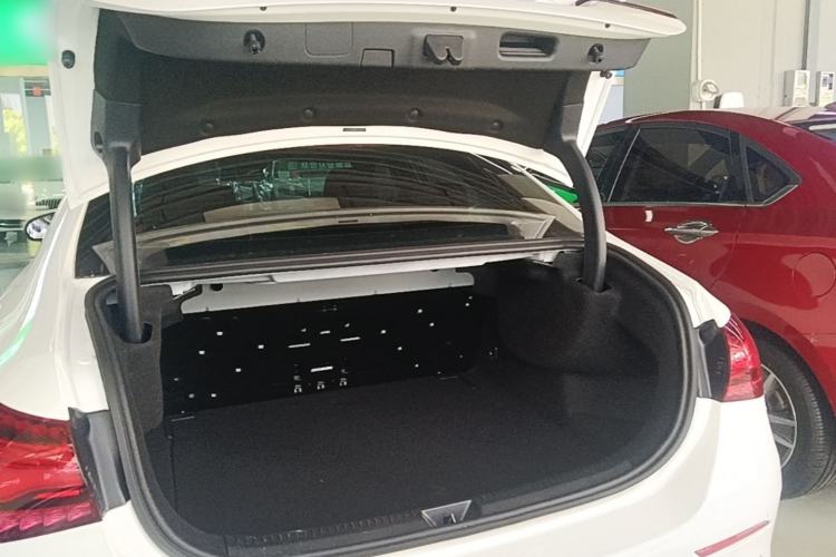 Used Mercedes-Benz A-Class 2024 Updated A 200 L Fashion Version Trunk