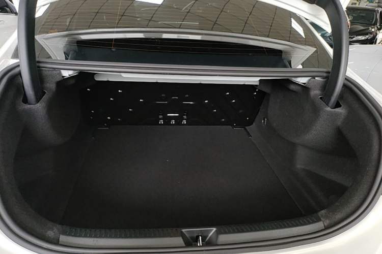 Used Mercedes-Benz A-Class 2024 Updated A 200 L Fashion Version Trunk