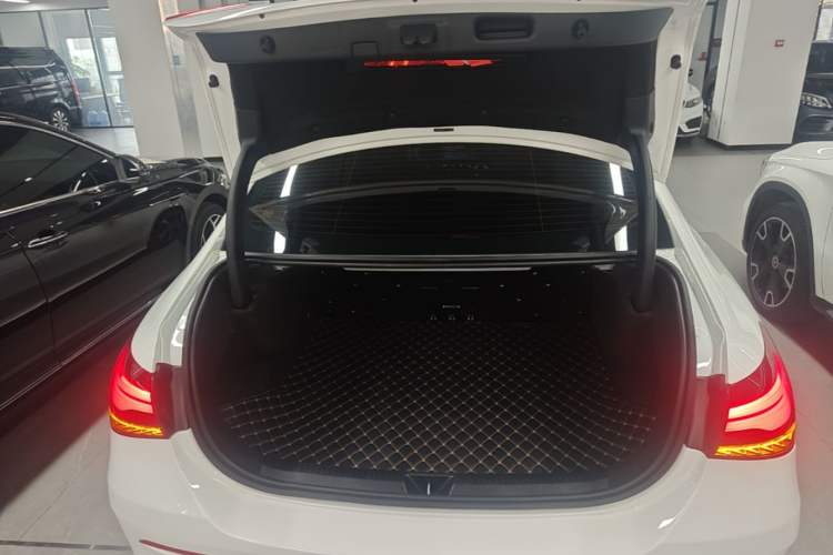 Used Mercedes-Benz A-Class 2024 A 200 L Fashion Model Trunk