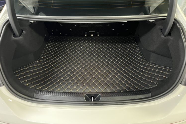 Used Mercedes-Benz A-Class 2024 Updated A 200 L Fashion Version Trunk