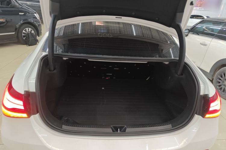 Used Mercedes-Benz A-Class 2024 Updated A 200 L Fashion Version Trunk
