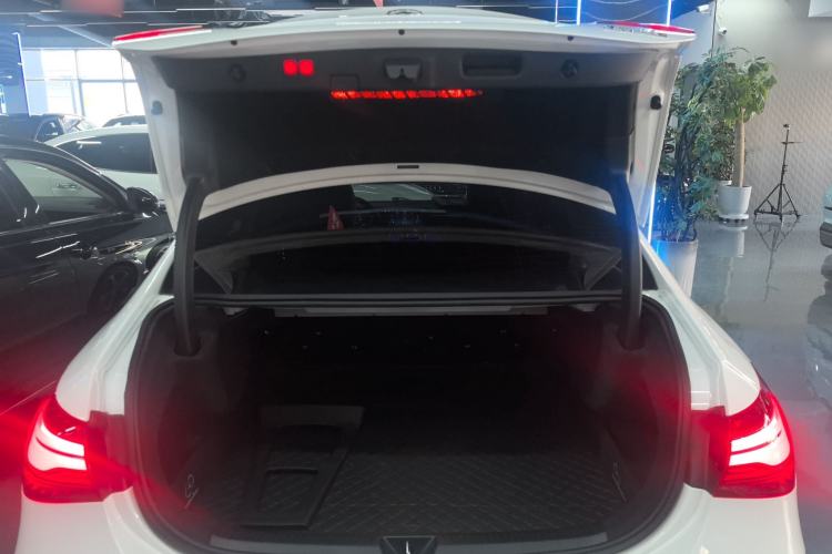 Used Mercedes-Benz A-Class 2024 Updated A 200 L Fashion Version Trunk