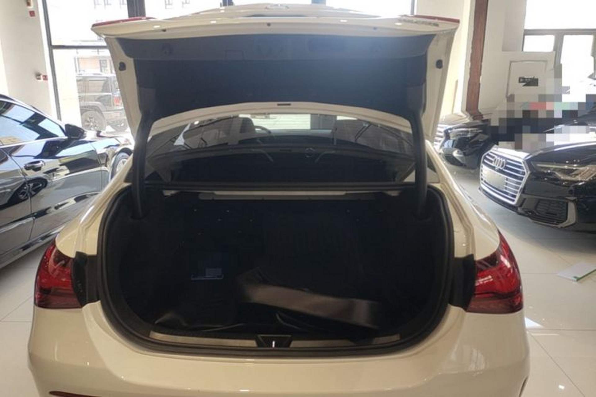 Used Mercedes-Benz A-Class 2024 Updated A 200 L Fashion Version Trunk