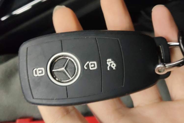 Used Mercedes-Benz A-Class 2024 Updated A 200 L Fashion Version Vehicle Key