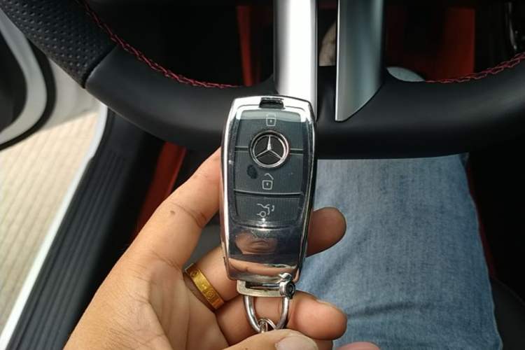 Used Mercedes-Benz A-Class 2024 Updated A 200 L Fashion Version Vehicle Key
