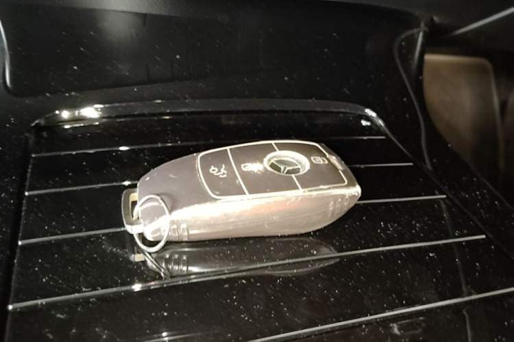 Used Mercedes-Benz A-Class 2024 Updated A 200 L Fashion Version Vehicle Key