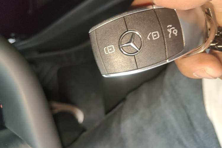 Used Mercedes-Benz A-Class 2024 Updated A 200 L Fashion Version Vehicle Key