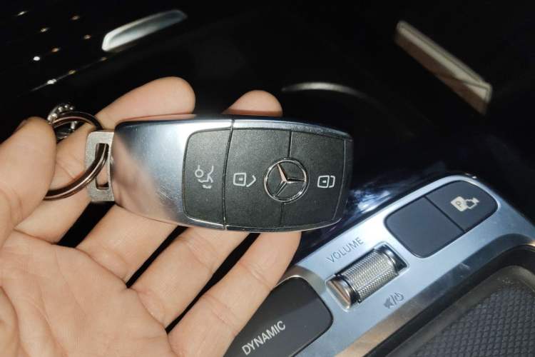 Used Mercedes-Benz A-Class 2024 Updated A 200 L Fashion Version Vehicle Key