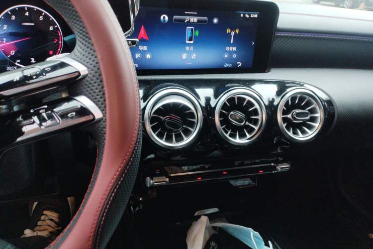 Used Mercedes-Benz A-Class 2025 A 200 L Fashion Model Audio And AC Panel