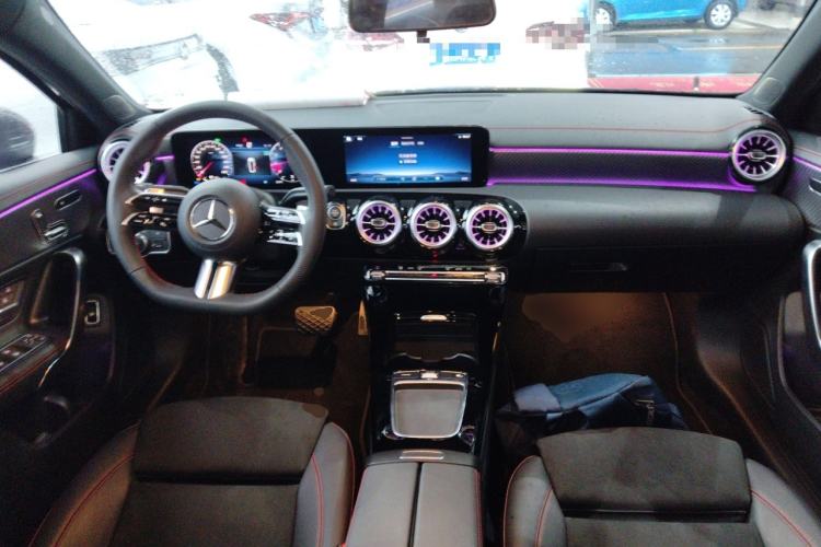 Used Mercedes-Benz A-Class 2025 A 200 L Fashion Model Center Console