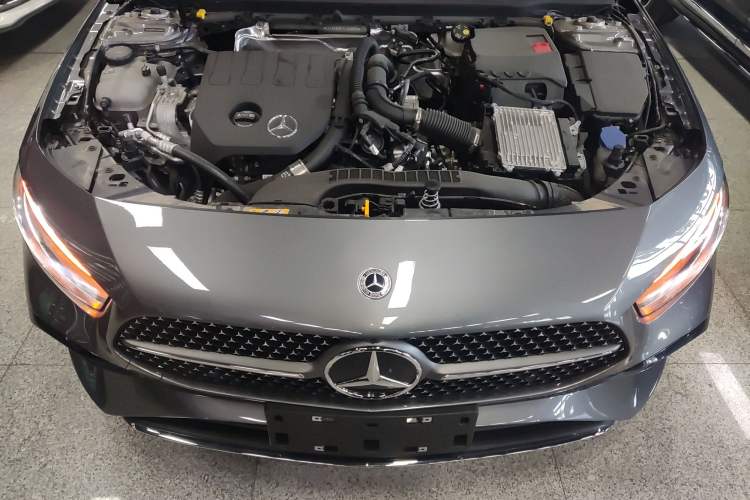 Used Mercedes-Benz A-Class 2025 A 200 L Fashion Model Engine Bay