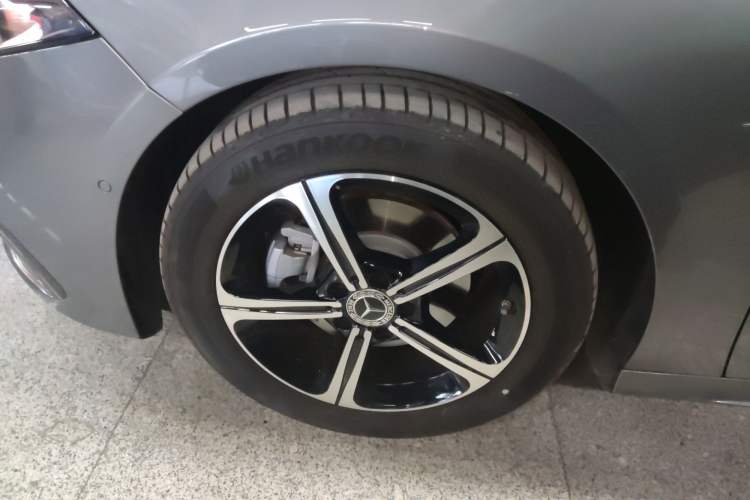 Used Mercedes-Benz A-Class 2025 A 200 L Fashion Model Exterior 4