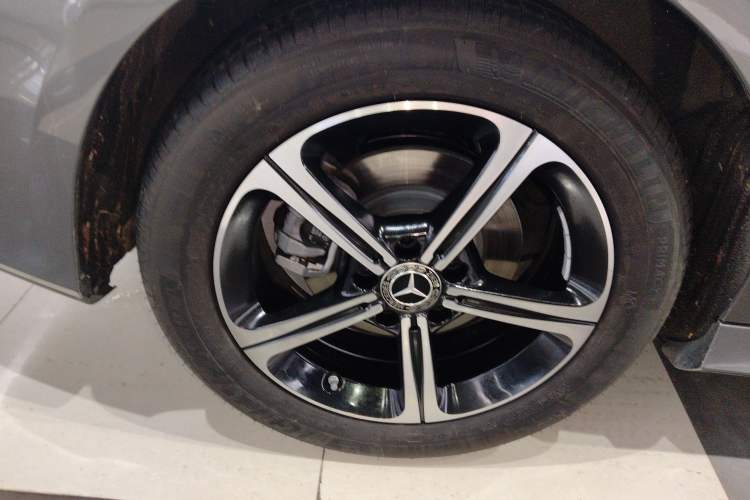 Used Mercedes-Benz A-Class 2025 A 200 L Fashion Model Exterior 5