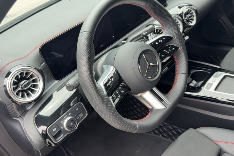 Used Mercedes-Benz A-Class 2025 A 200 L Fashion Model Interior 1