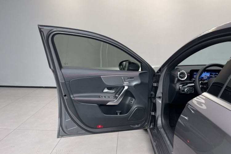 Used Mercedes-Benz A-Class 2025 A 200 L Fashion Model Interior 8