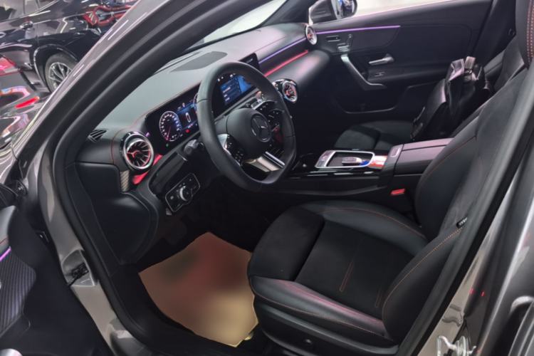Used Mercedes-Benz A-Class 2025 A 200 L Fashion Model Left Front Seat