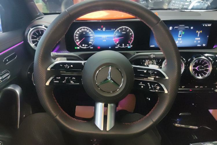 Used Mercedes-Benz A-Class 2025 A 200 L Fashion Model Steering Wheel